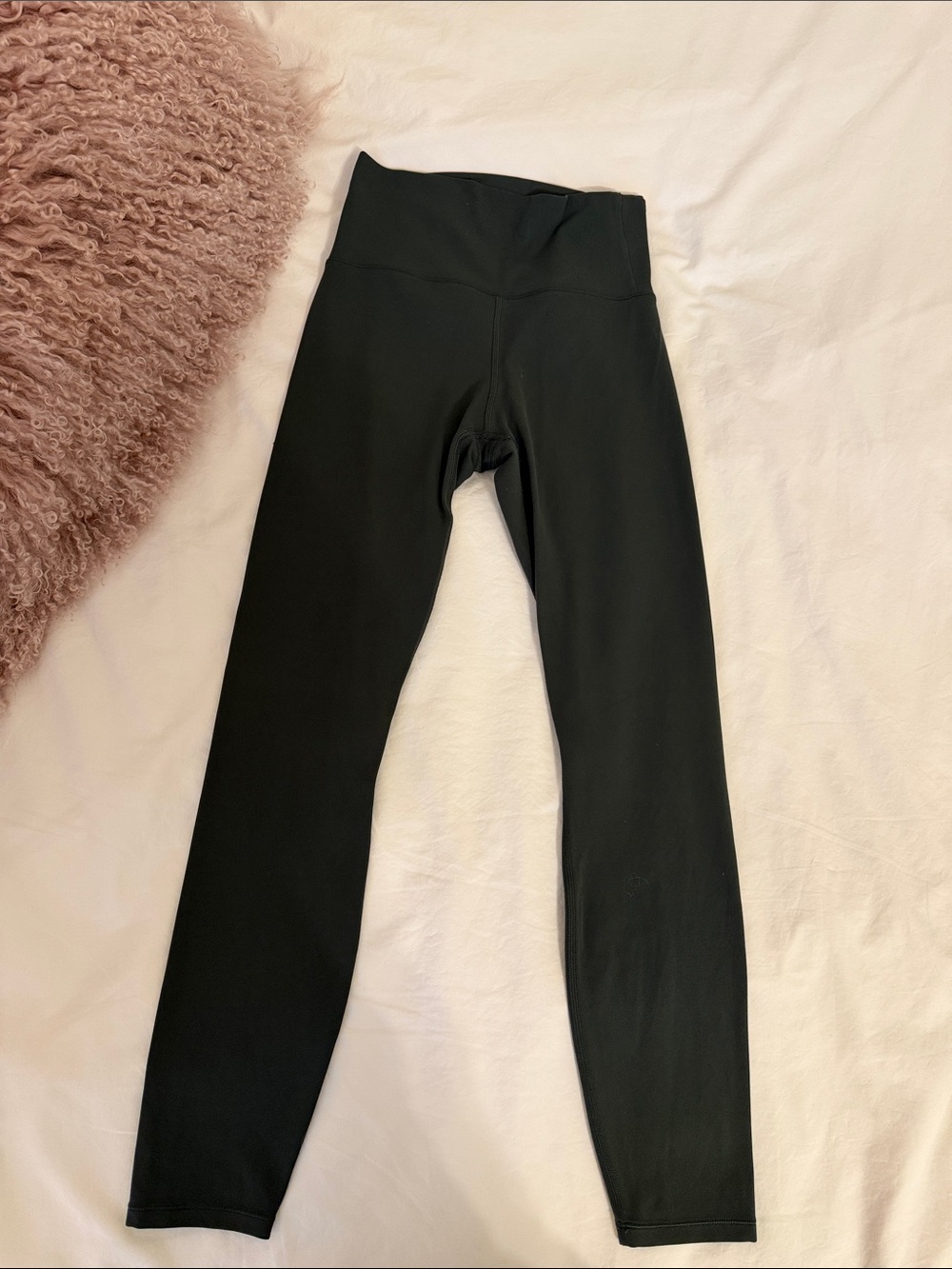 Vuori AllTheFeels Leggings XS Olive Green 24”